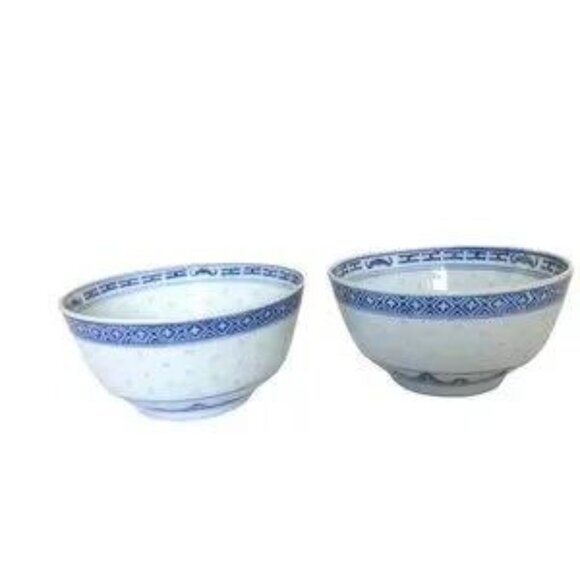 Vintage Chinese Porcelain Rice Bowls - Picture 5 of 5